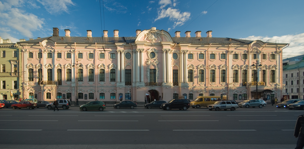 Строгановский дворец)